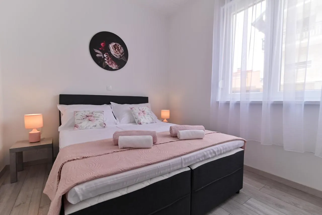 Apartmani Castrum Kaštela